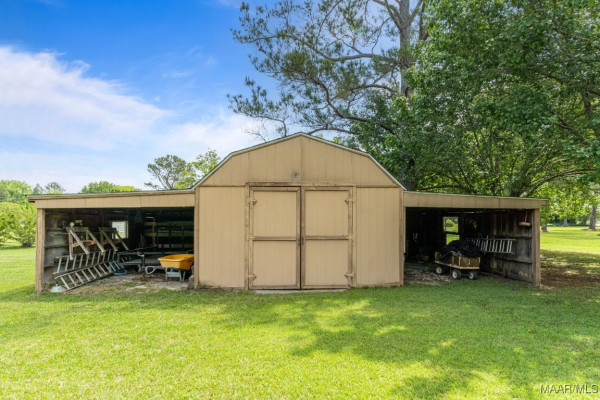 422 Foxhall Road
