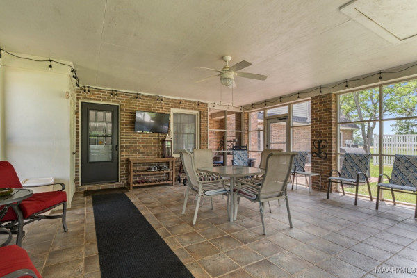 422 Foxhall Road