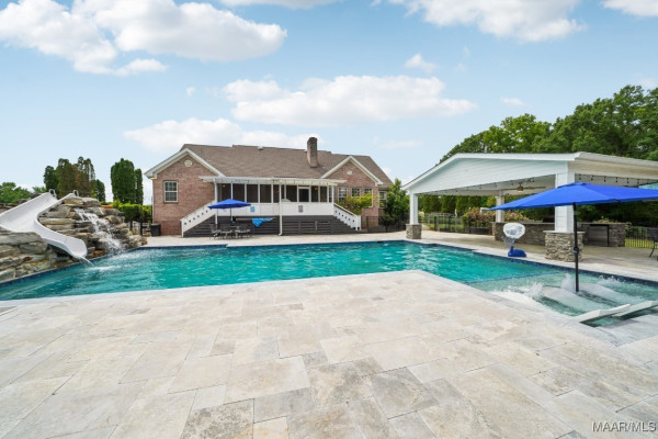 1750 County Road 461 .