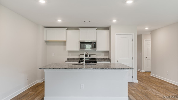 1021 Kelly Way