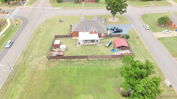 831 Bluegrass Drive