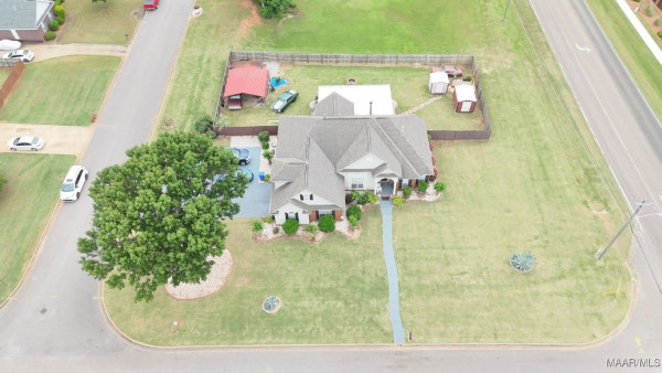 831 Bluegrass Drive