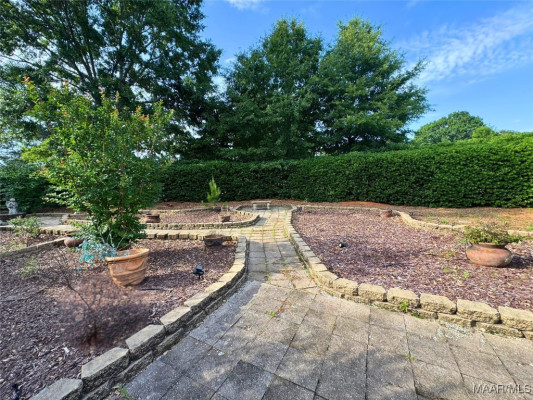 105 Arrowhead Drive