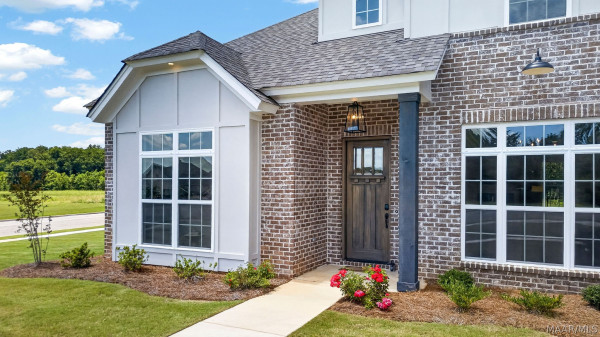 8401 Young Crossing .