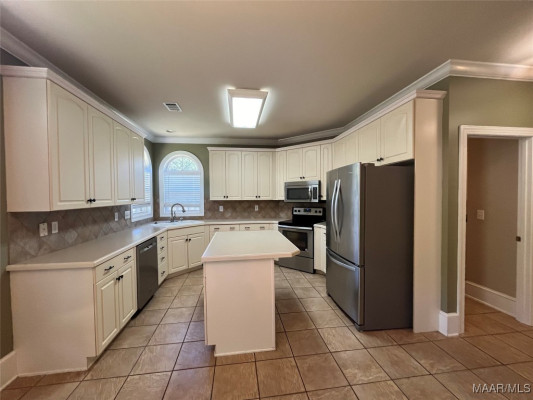 8643 HEARTHSTONE Drive