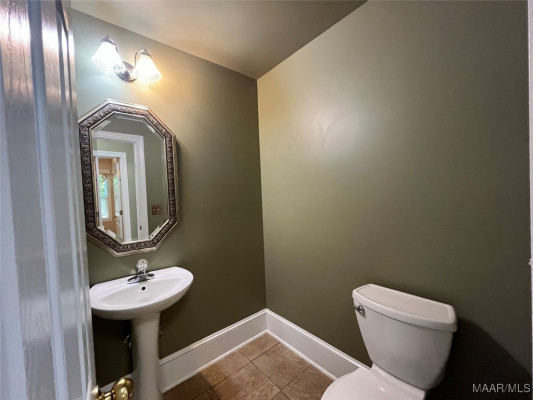 8643 HEARTHSTONE Drive
