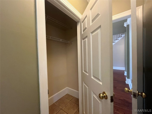 8643 HEARTHSTONE Drive