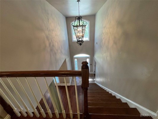 8643 HEARTHSTONE Drive