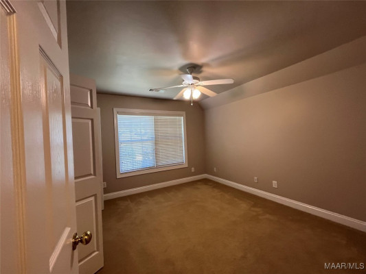 8643 HEARTHSTONE Drive
