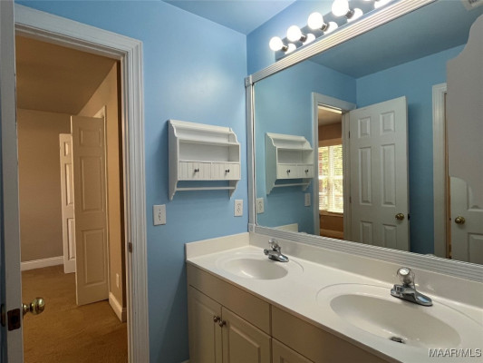 8643 HEARTHSTONE Drive