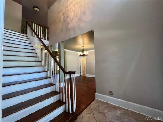 8643 HEARTHSTONE Drive