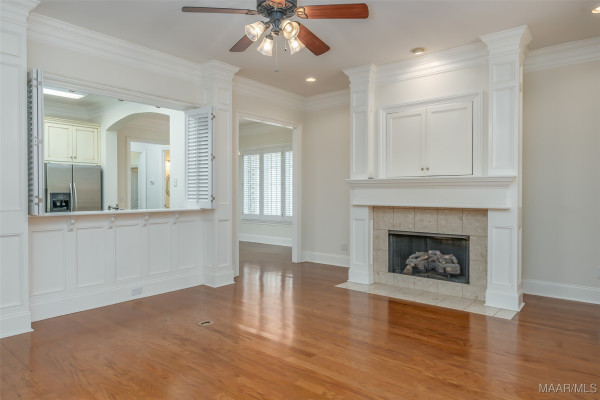 3412 Oak Grove Circle