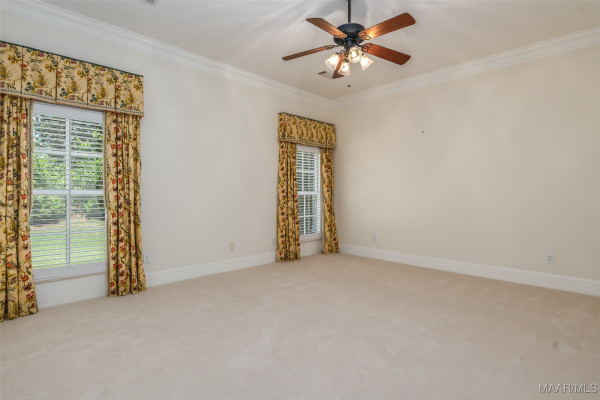 3412 Oak Grove Circle