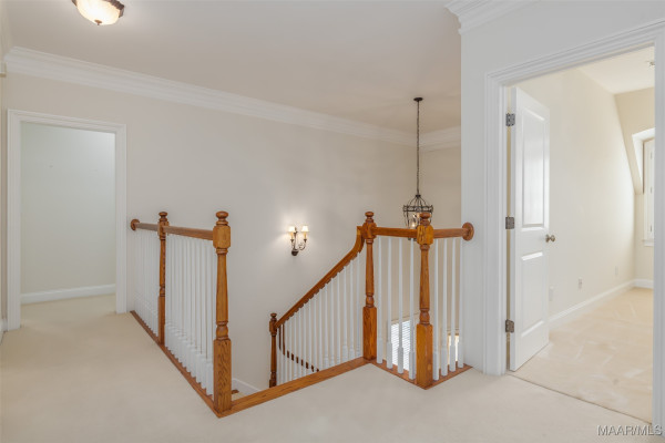 3412 Oak Grove Circle