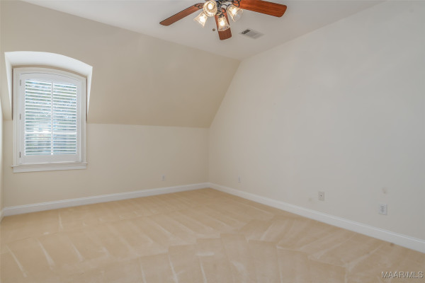 3412 Oak Grove Circle