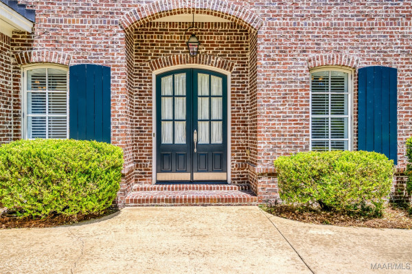 3412 Oak Grove Circle