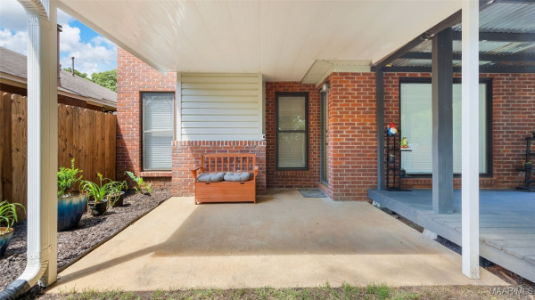 461 HILLABEE Drive