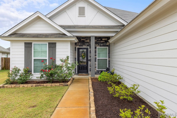 9932 Bluestone Circle