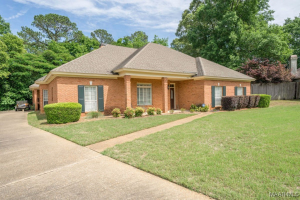 506 Pinetree Lane