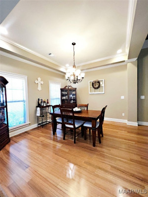 18 S Dogwood Terrace