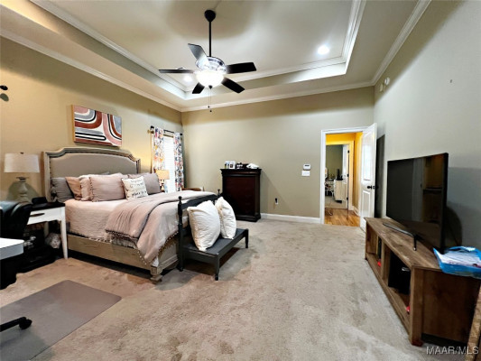 18 S Dogwood Terrace