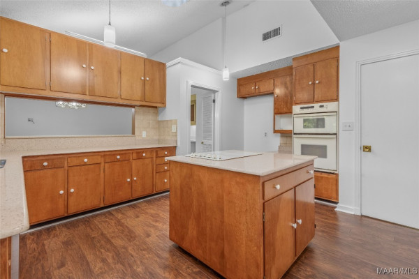 804 Otter Track Road