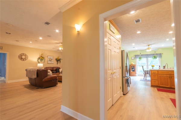 705 YELLOWSTONE Drive