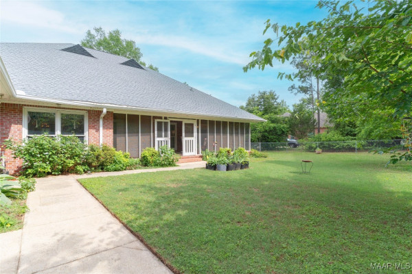 705 YELLOWSTONE Drive