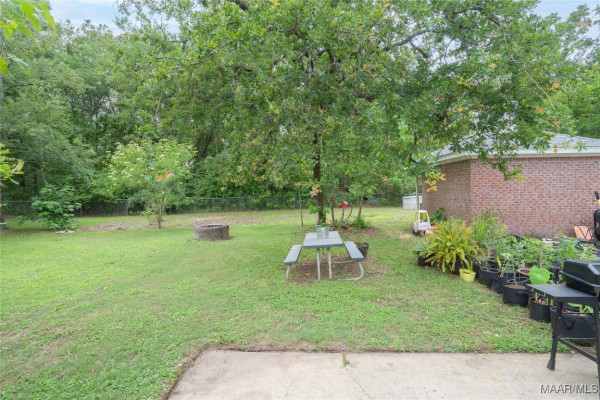 705 YELLOWSTONE Drive
