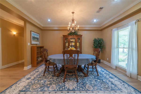 705 YELLOWSTONE Drive