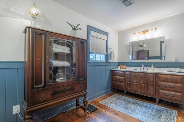 231 E Main Street