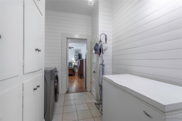 231 E Main Street