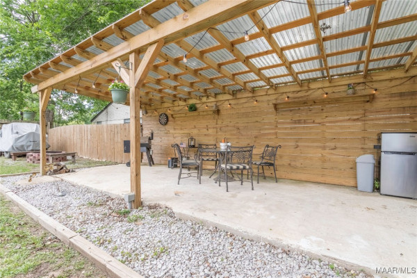 231 E Main Street