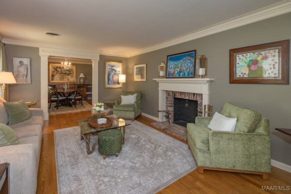 3410 Boxwood Drive