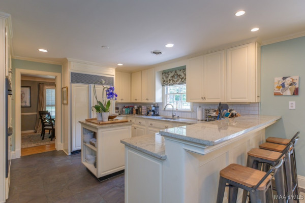 3410 Boxwood Drive