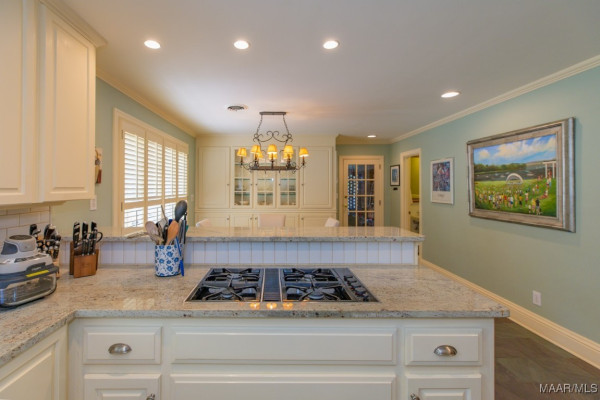 3410 Boxwood Drive