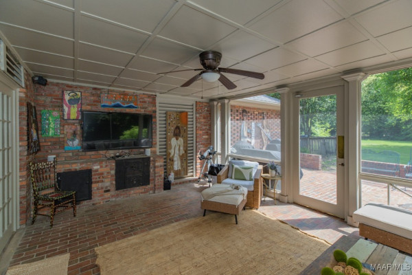 3410 Boxwood Drive