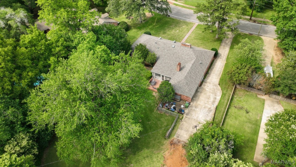 3410 Boxwood Drive