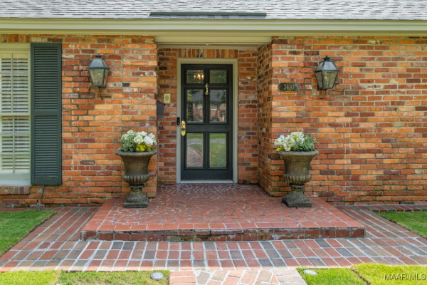3410 Boxwood Drive