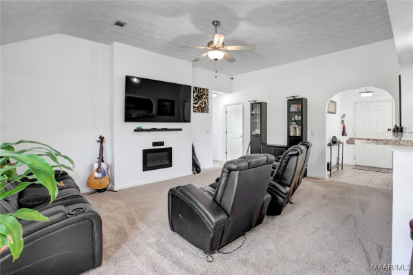 1605 Buena Vista Boulevard