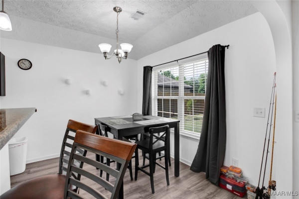 1605 Buena Vista Boulevard