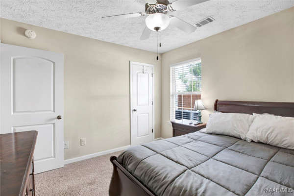 1605 Buena Vista Boulevard