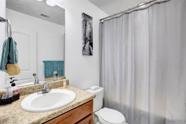 1605 Buena Vista Boulevard