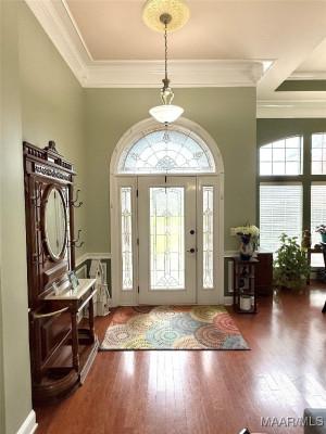 40 Larkspur Lane