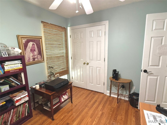 40 Larkspur Lane