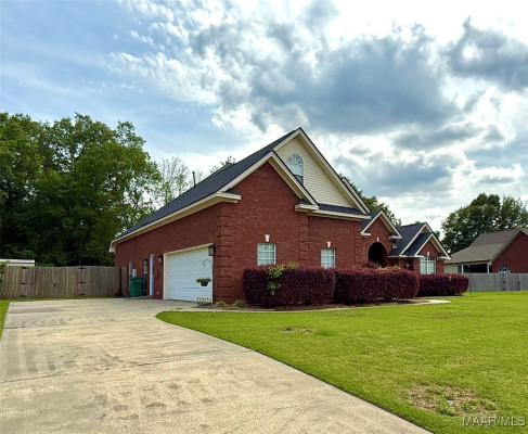 40 Larkspur Lane