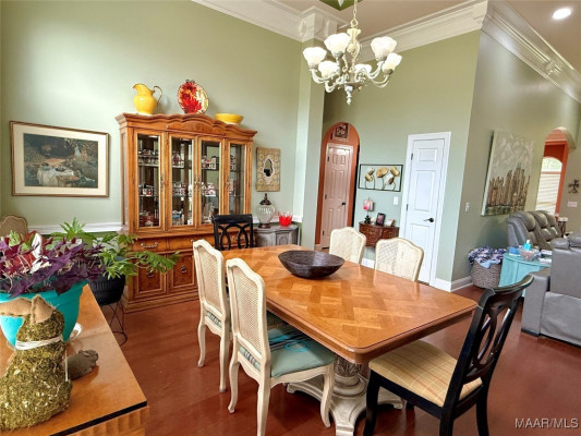 40 Larkspur Lane