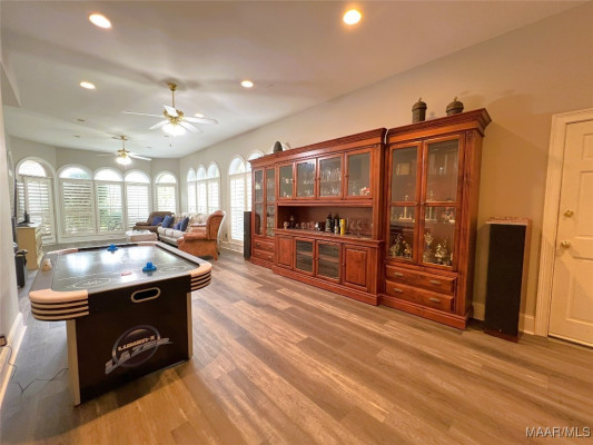 7178 Wyngrove Drive