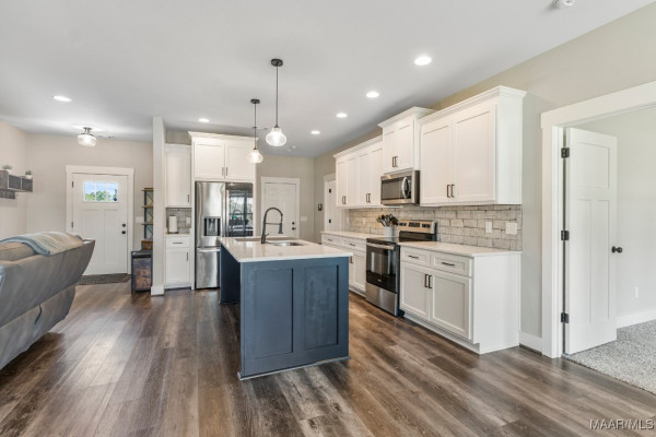 107 Driftwood Court