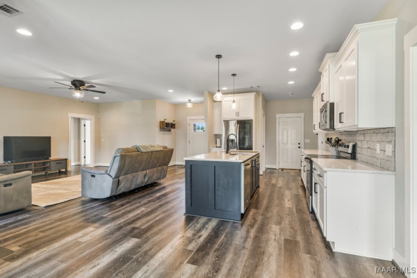 107 Driftwood Court